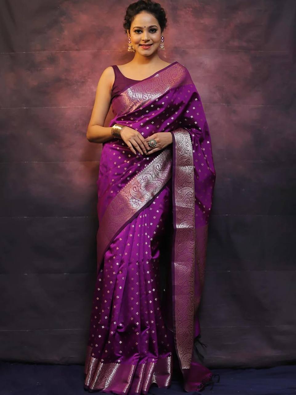 Majestic Purple Splendo Banarasi Silk Saree WIth Fabulouse Blouse Piece