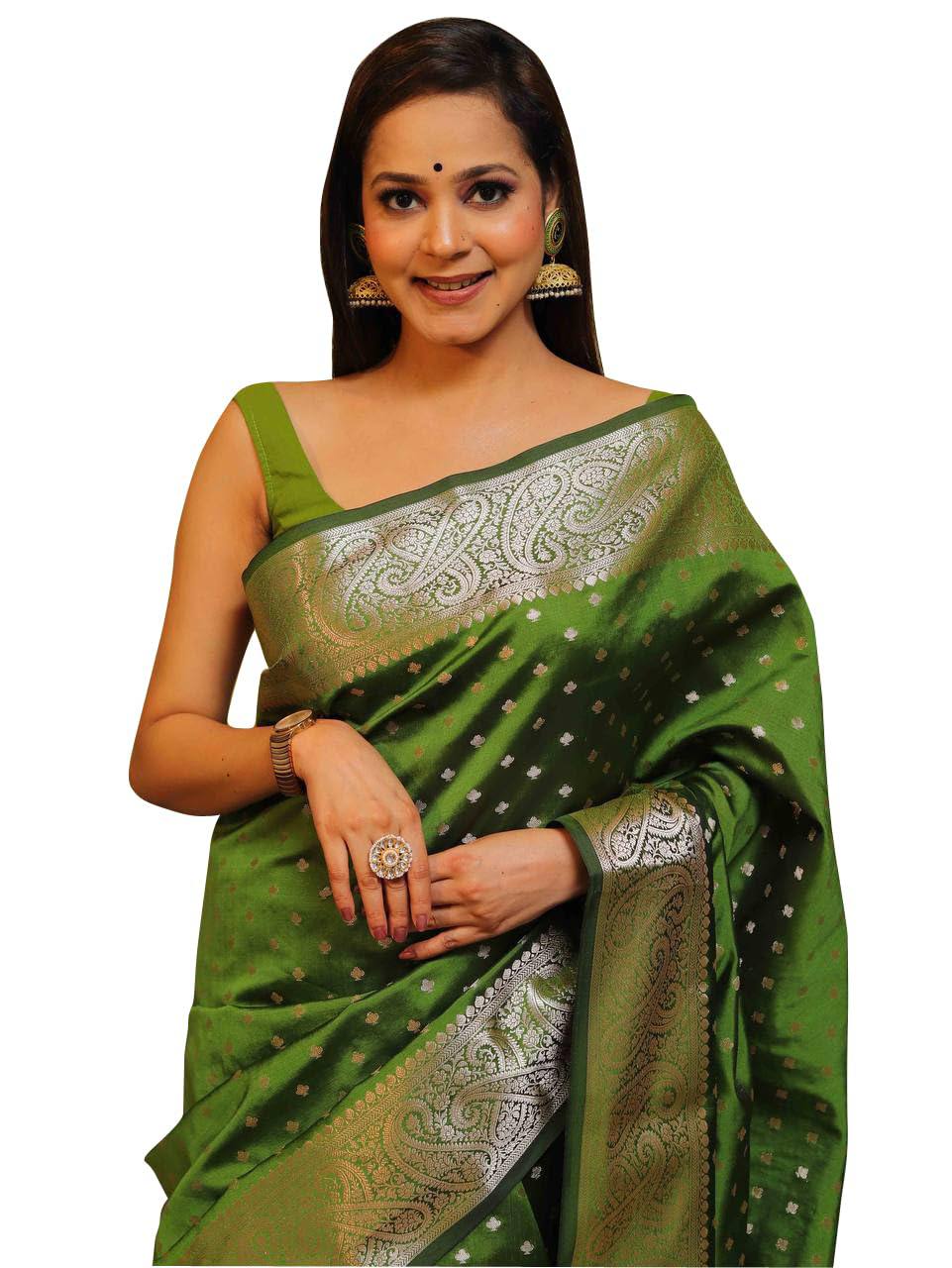 Majestic Green Splendo Banarasi Silk Saree WIth Fabulouse Blouse Piece