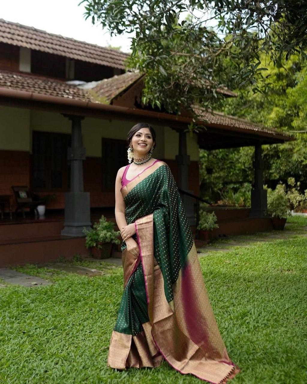 Jeel Green Banarasi Silk Saree