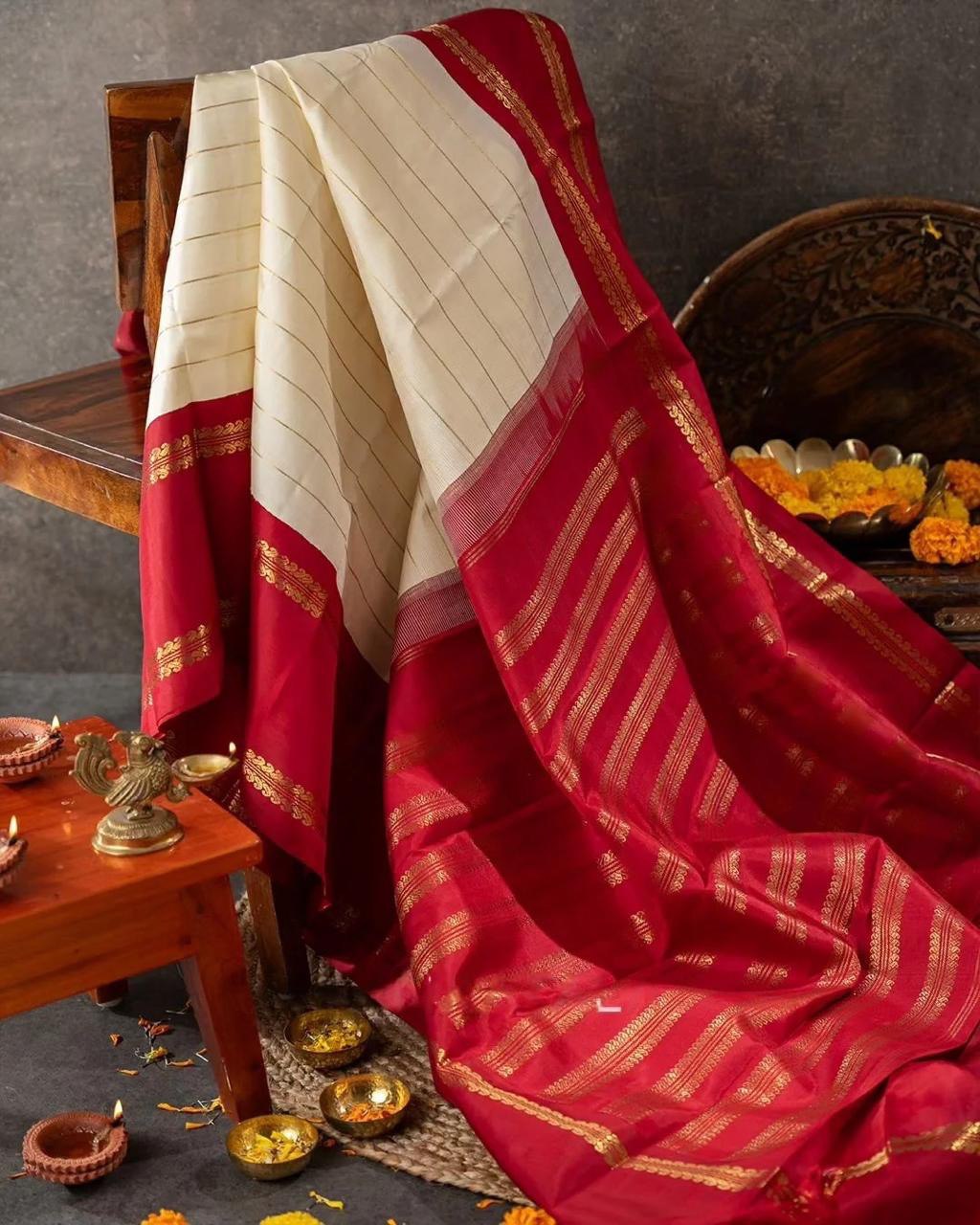 Jeel White Banarasi Silk Saree