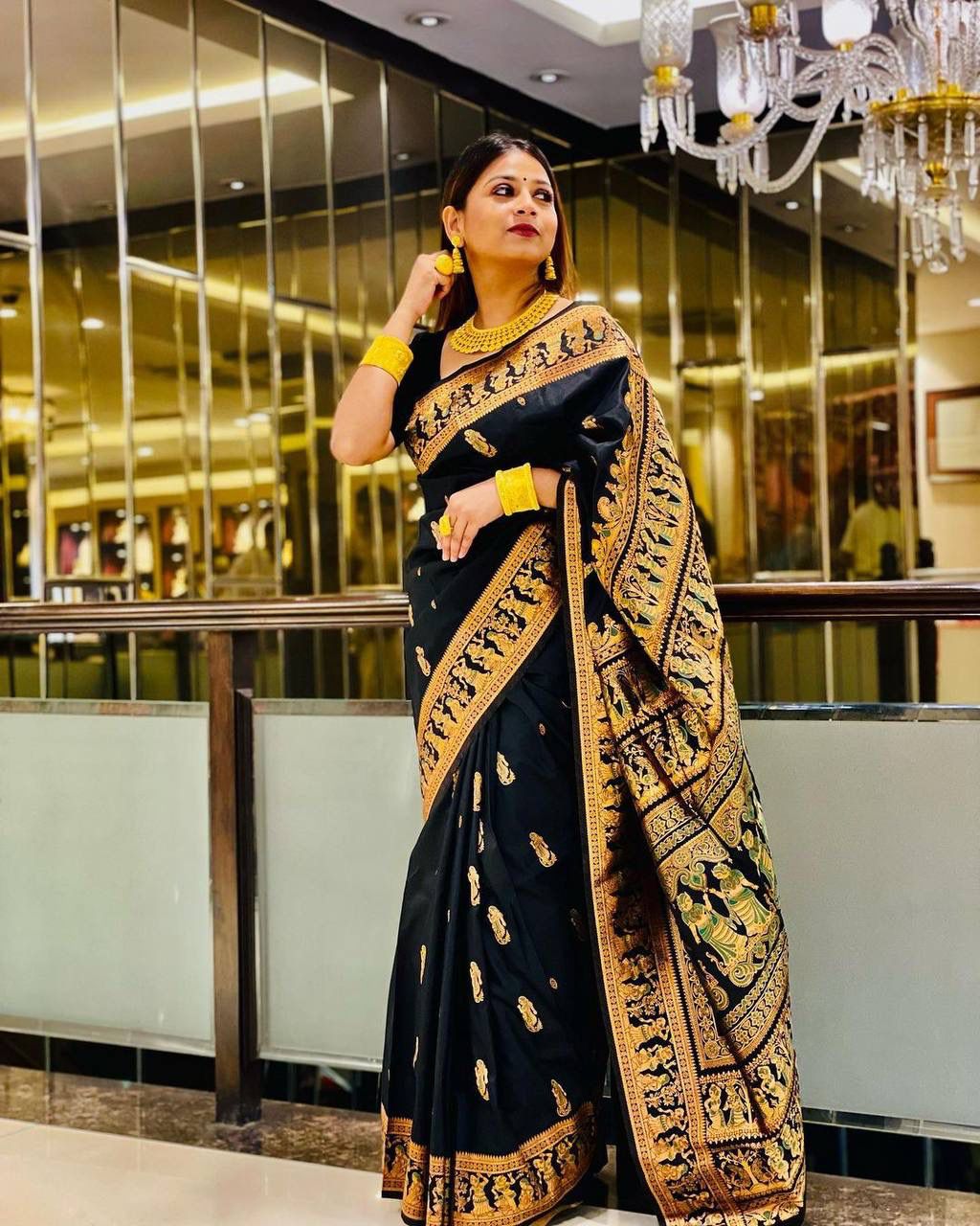 Margo Black Banarasi Silk Saree With Fabulous Blouse Piece