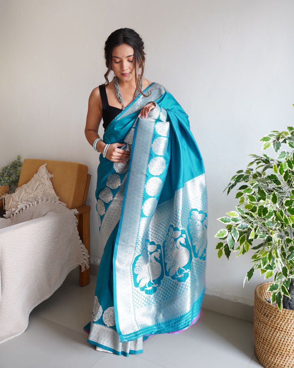 Angel Blue Banarasi Silk Saree With Fabulous Blouse Piece