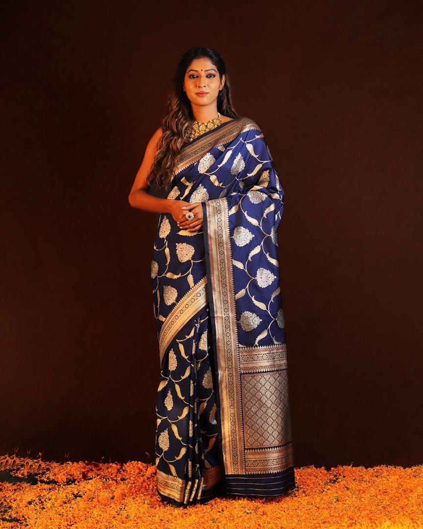 Kreshi Blue Banarasi Silk Saree With Fabulous Blouse Piece