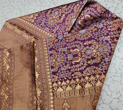 Shinu Purple Banarasi Silk Saree WIth Fabulouse Blouse Piece