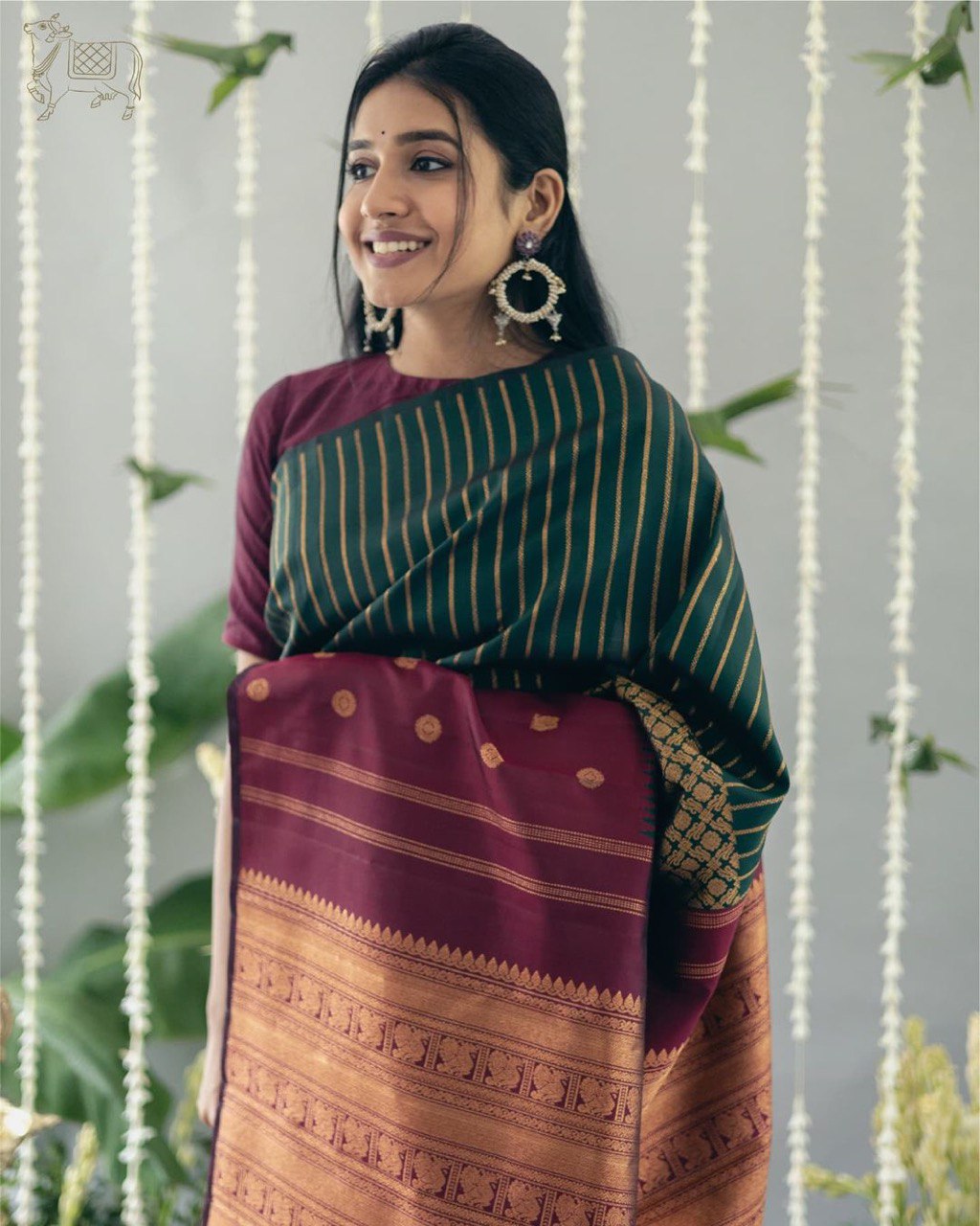 Banu Green And Maroon Banarasi Silk Saree WIth Fabulouse Blouse Piece