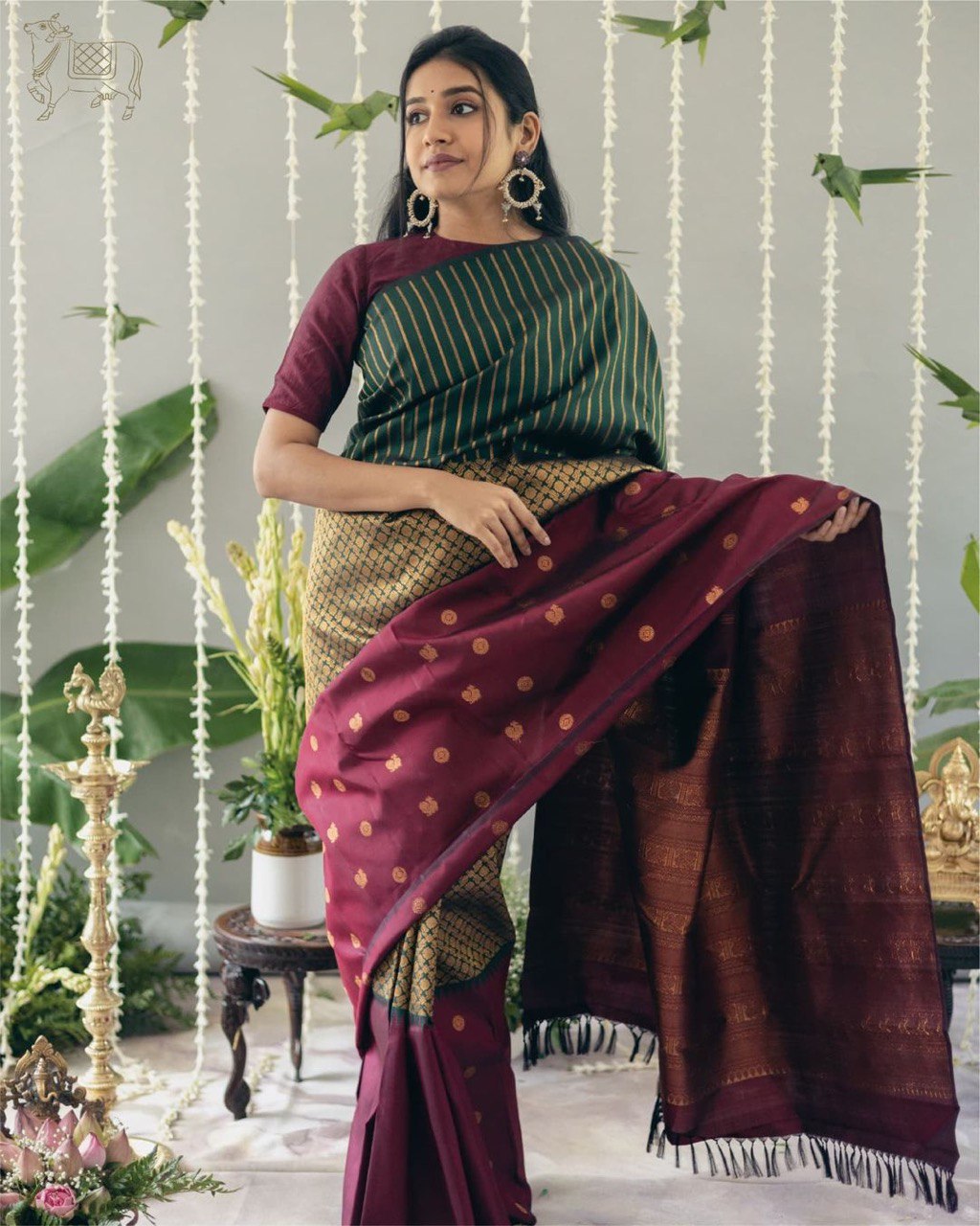 Banu Green And Maroon Banarasi Silk Saree WIth Fabulouse Blouse Piece