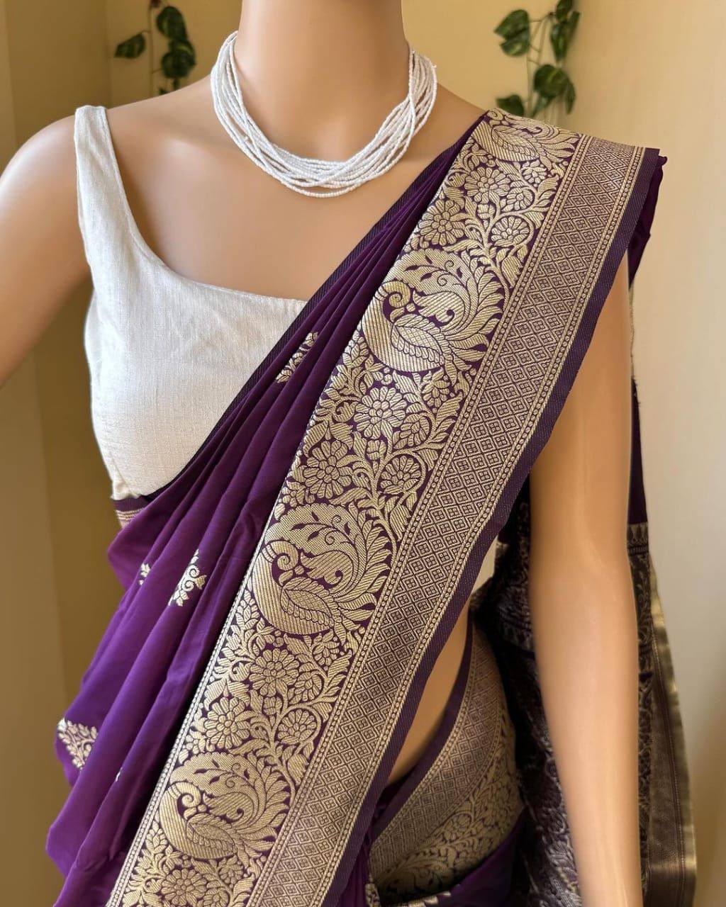 Ruby Purple Radiance Banarasi Silk Saree WIth Fabulouse Blouse Piece