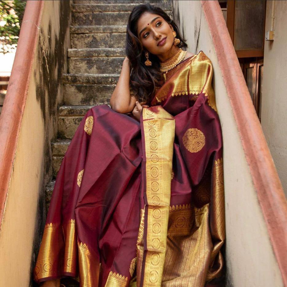 Regal Maroon Majesty Banarasi Silk Saree WIth Fabulouse Blouse Piece