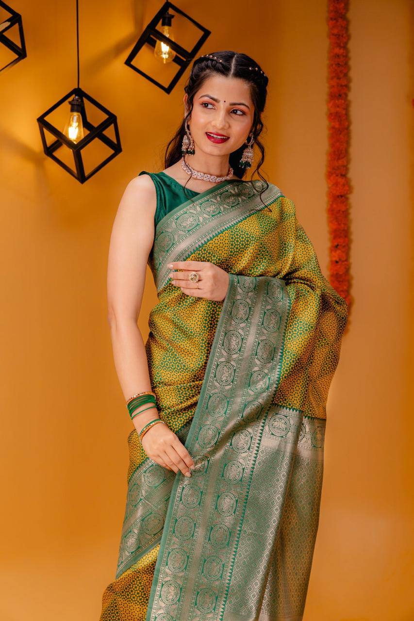 Aqua Gold Elegance Green Banarasi Silk Saree WIth Fabulouse Blouse Piece