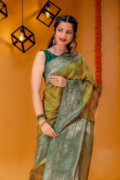 Aqua Gold Elegance Green Banarasi Silk Saree WIth Fabulouse Blouse Piece