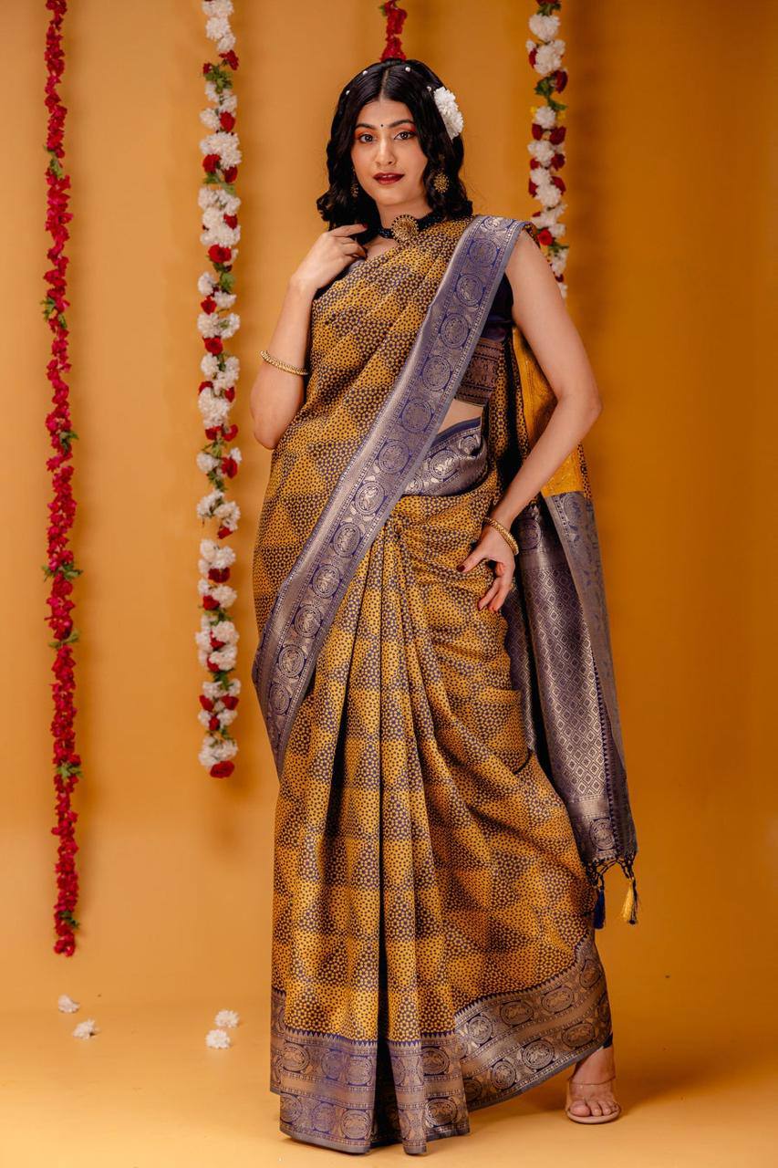 Aqua Gold Elegance Purple Banarasi Silk Saree WIth Fabulouse Blouse Piece