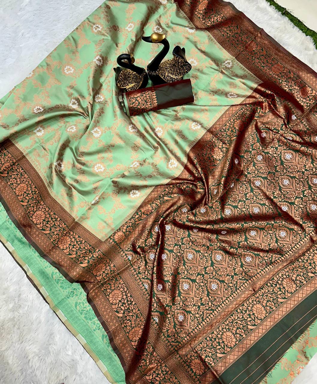 Sage Elegance Green Banarasi Silk Saree WIth Fabulouse Blouse Piece