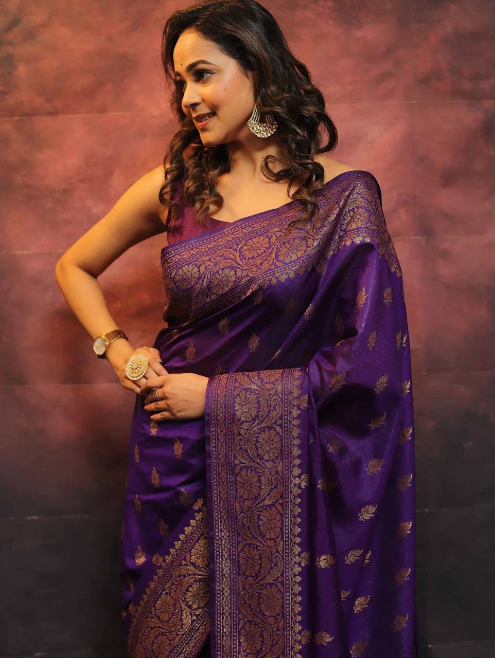 Emerald Grace Purple Banarasi Silk Saree WIth Fabulouse Blouse Piece