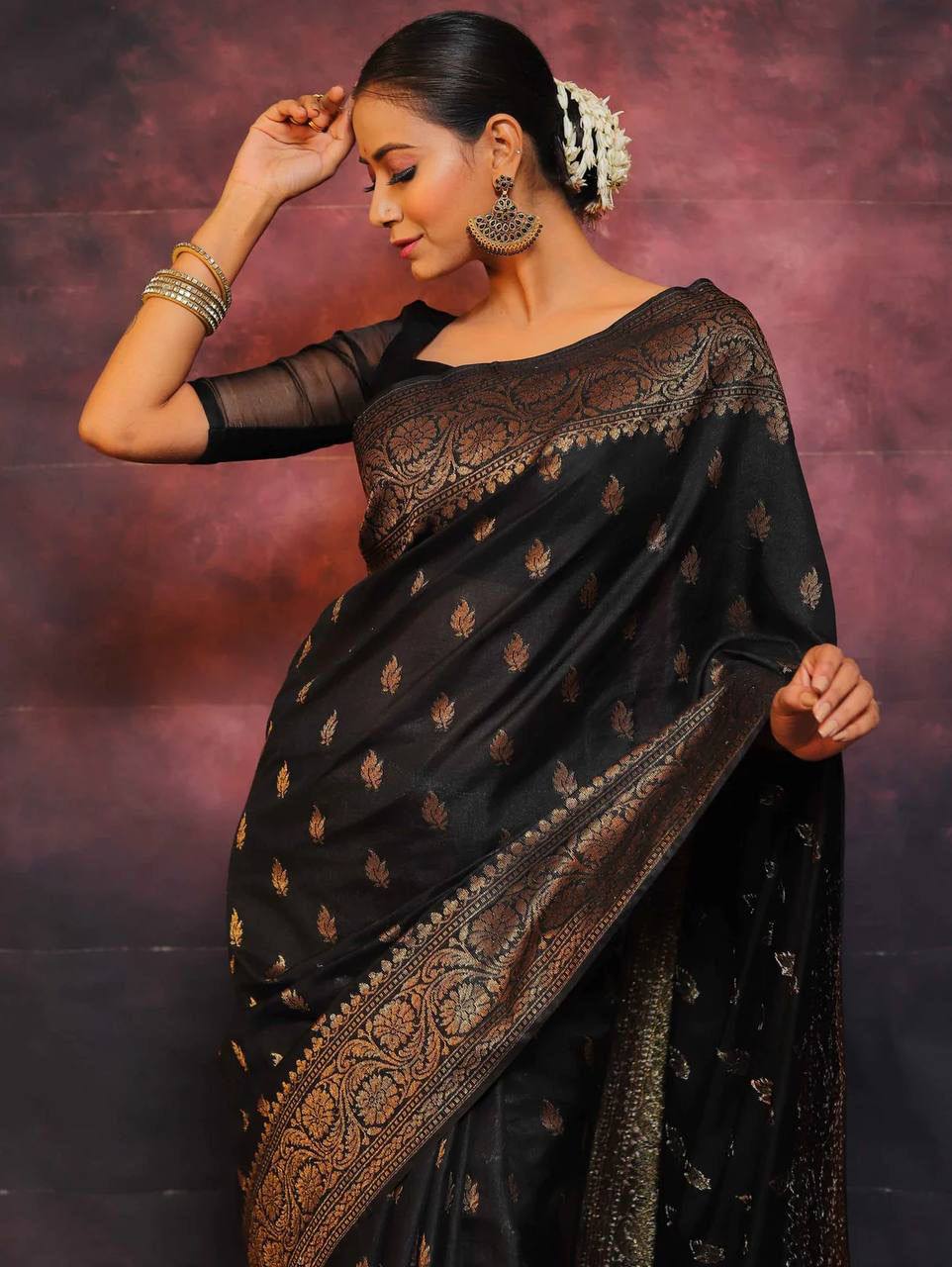 Emerald Grace Black Banarasi Silk Saree WIth Fabulouse Blouse Piece