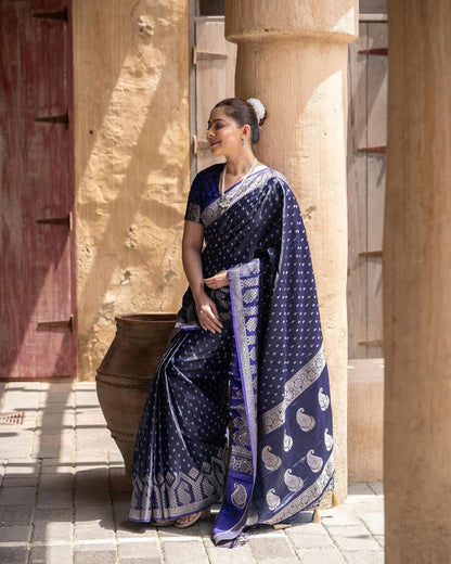 Hansoya Blue Banarasi Silk Saree WIth Beautiful Blouse Piece