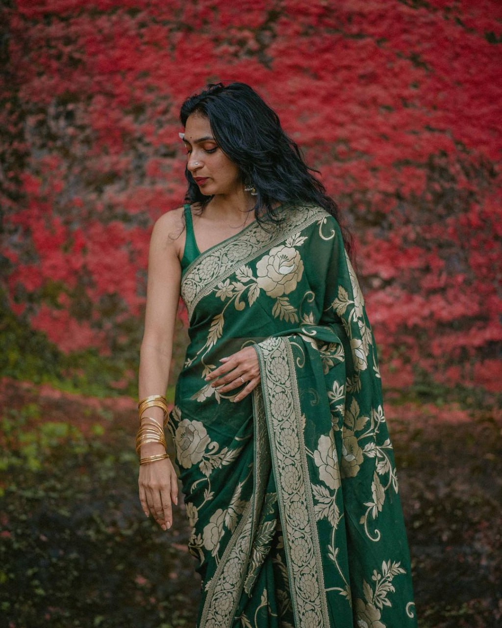 Knyaa's Belizzi Green Banarasi SIlk Saree With Nouveau Attached Blouse