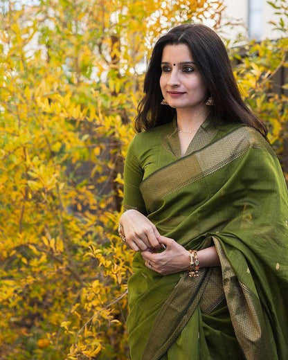 Beauteous Pistachio Green Soft Cotton Silk Saree With especial Blouse Attached