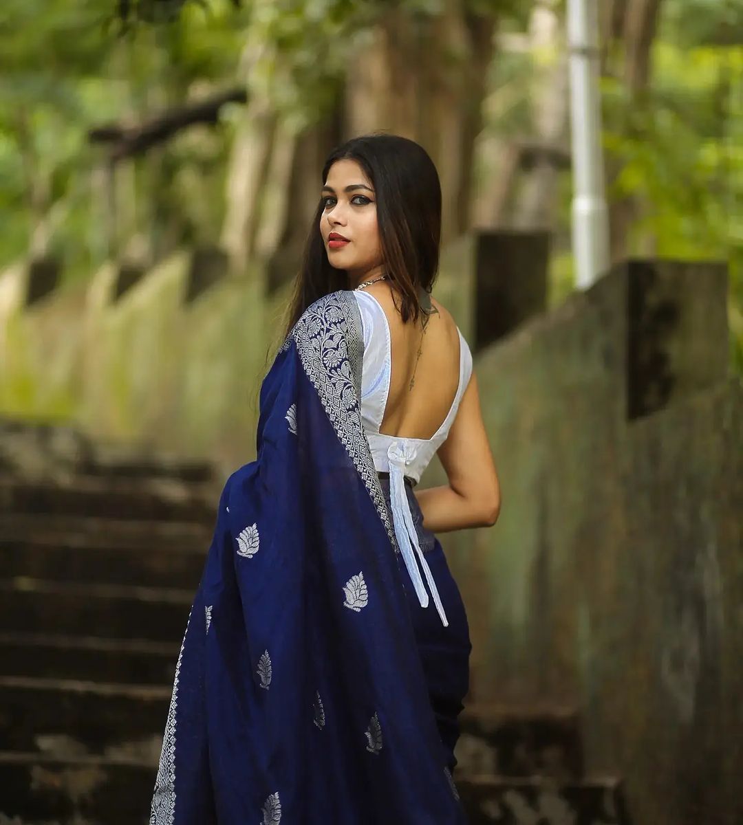 Riddhi Navy Blue Soft Banarasi Silk Saree With Abyys Blouse Piece