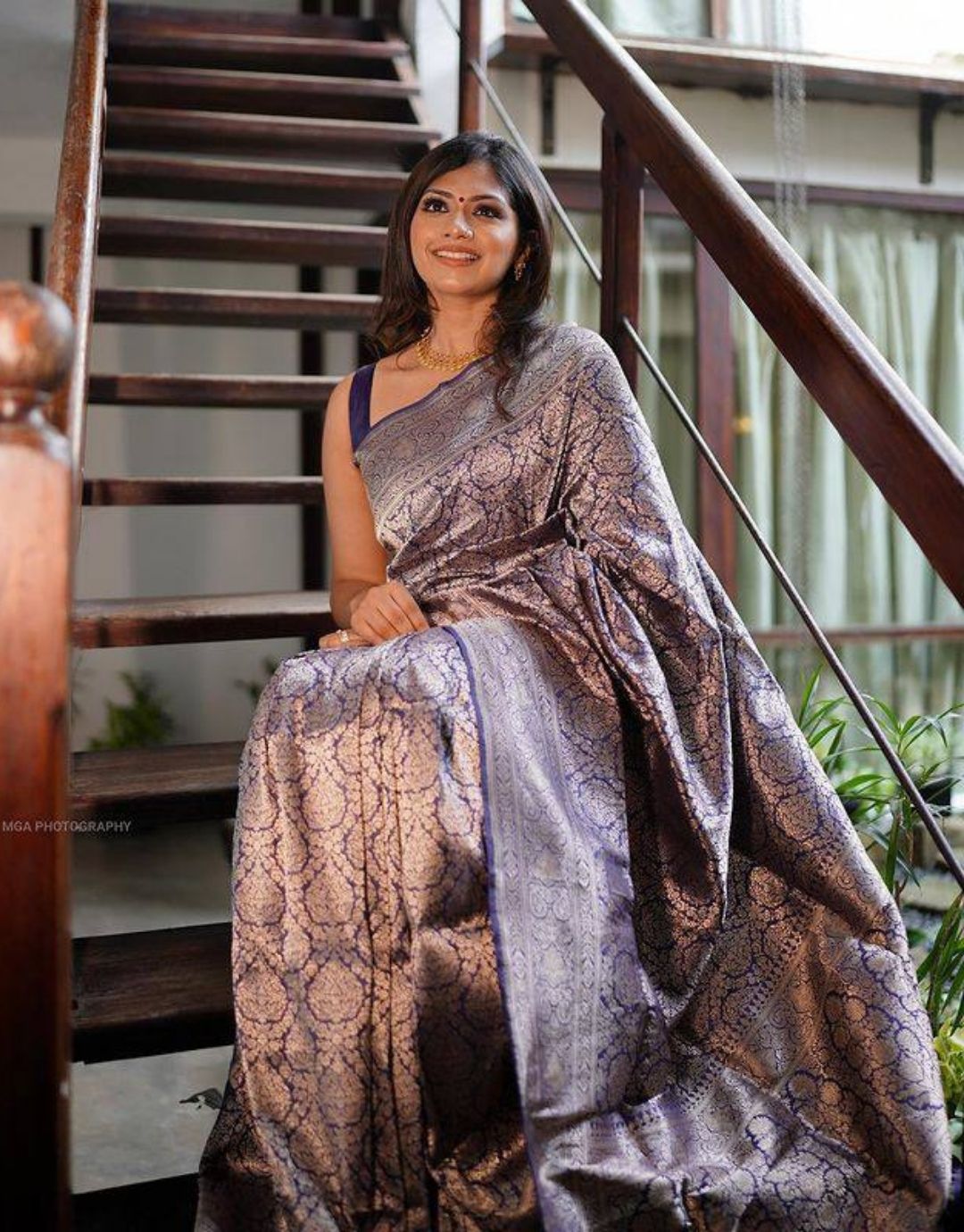 AKIRA BLUE TRADITIONAL KANCHI SOFT SILK SARI WITH ATTACHED BLOUSE