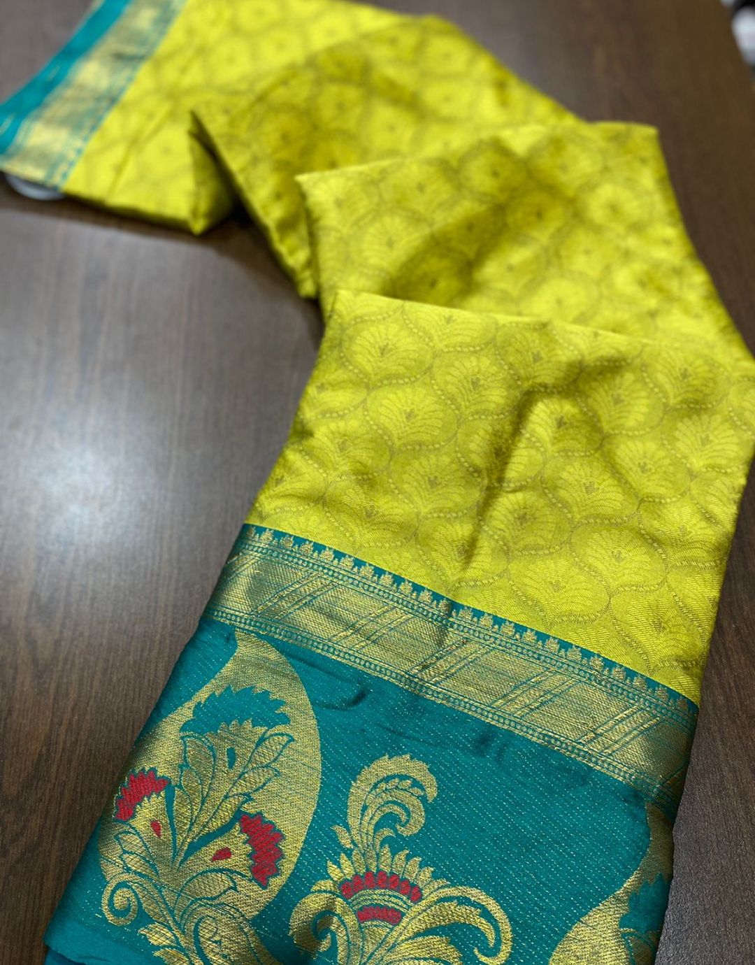 LIME GREEN TRADITIONAL KANCHI SOFT SILK SARI WITH ATTACHED BLOUSE