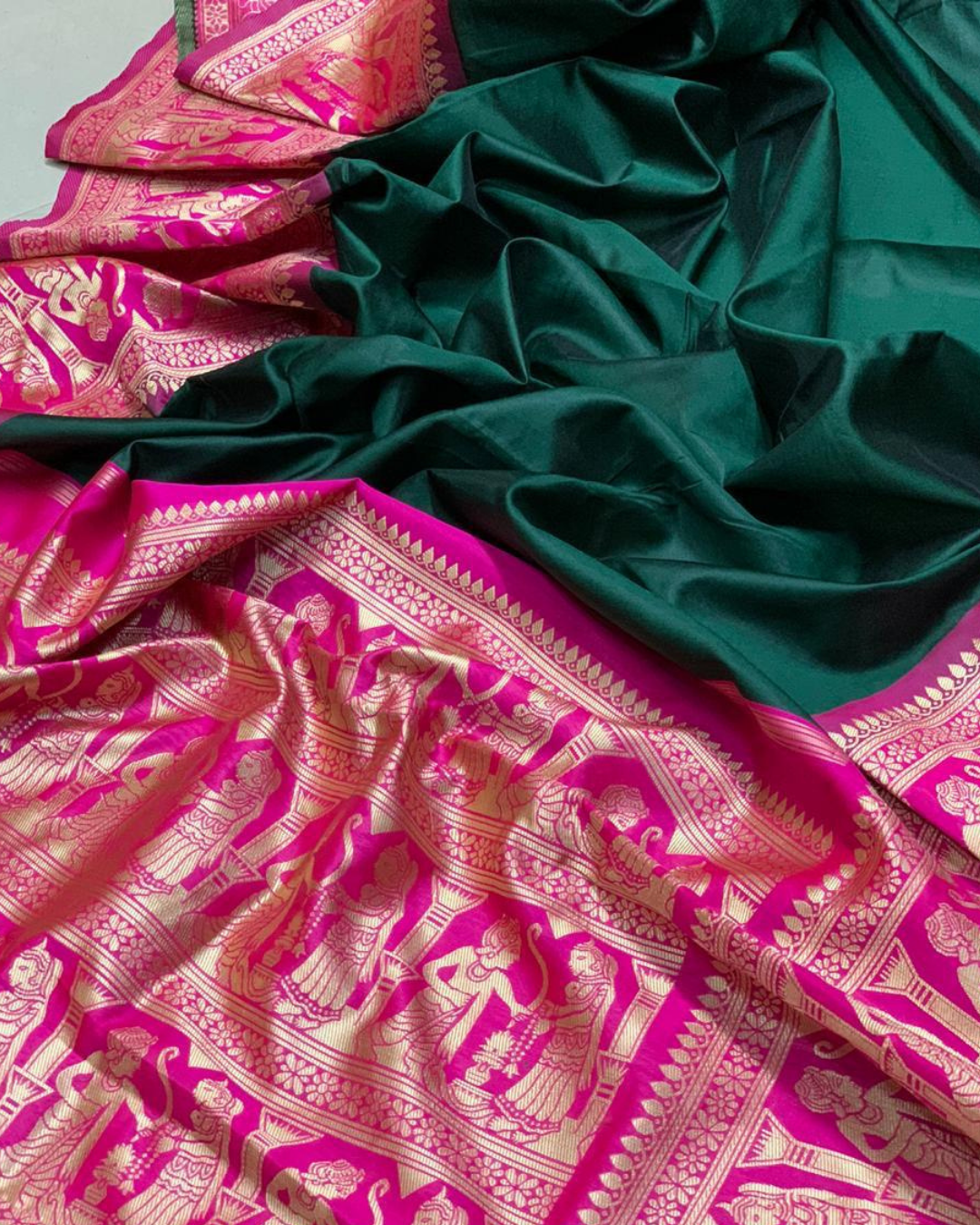 Yashika Green Archaic Treditonal Kanchi Soft Silk Saree With Attached Bloues