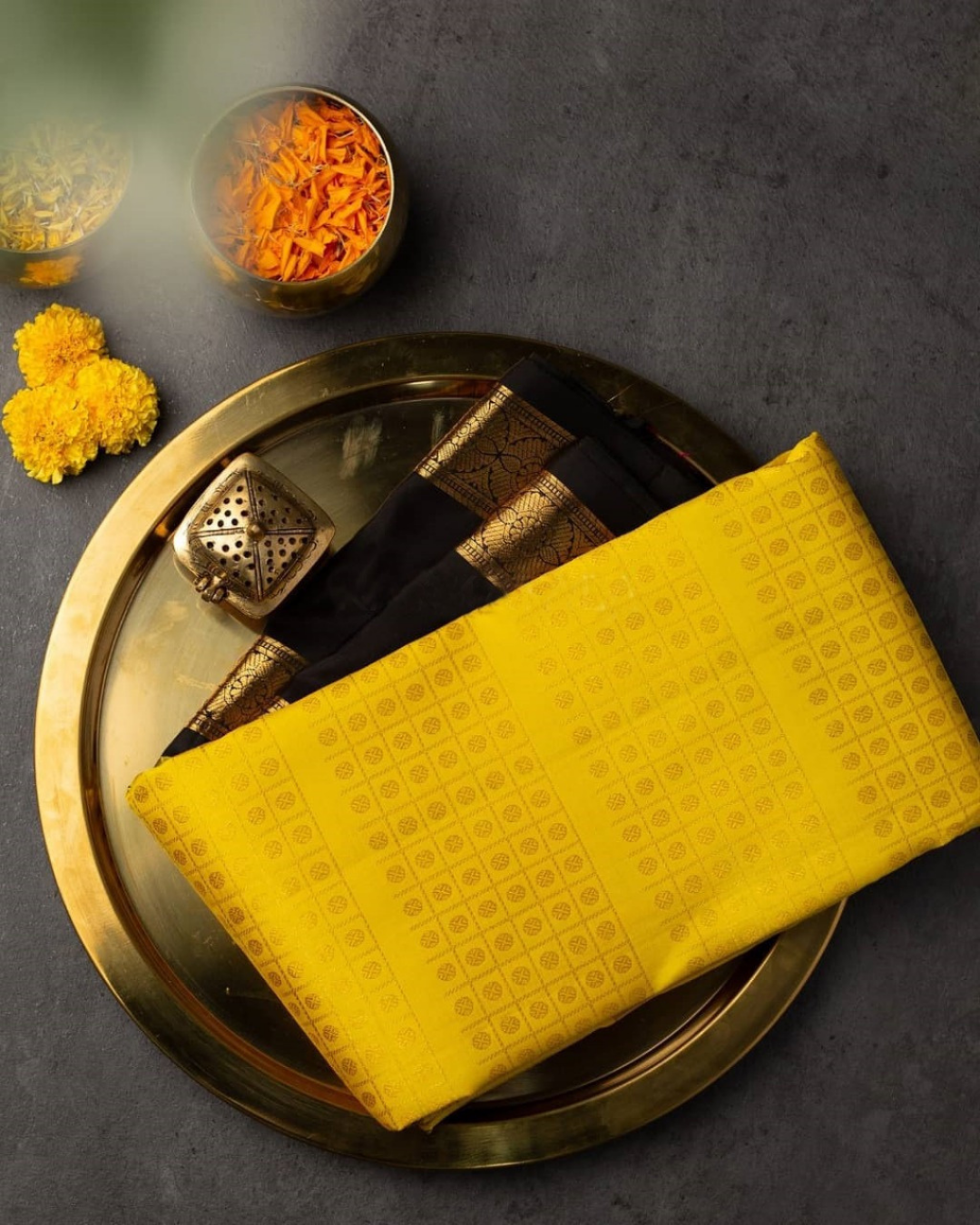 Maya Yellow-Black Kanchipuram Saree