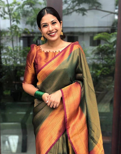 Bindu Green-Red Kanchipuram Silk Saree