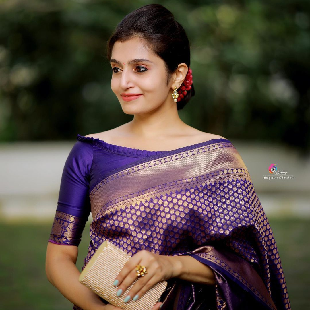 ALVIRA KANCHIPURAM ARCHAIC TRADITIONAL KANCHI SOFT SILK SARI WITH ATTACHED BLOUSE