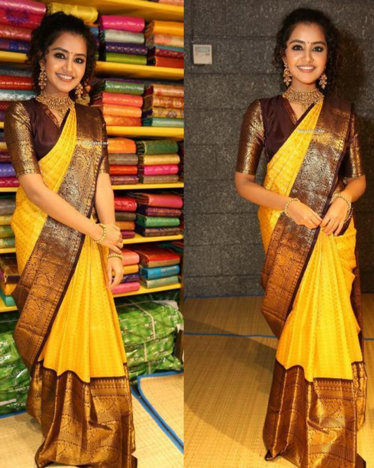 Strit Yellow Dots Designed Soft Silk Saree With attached Blouse 