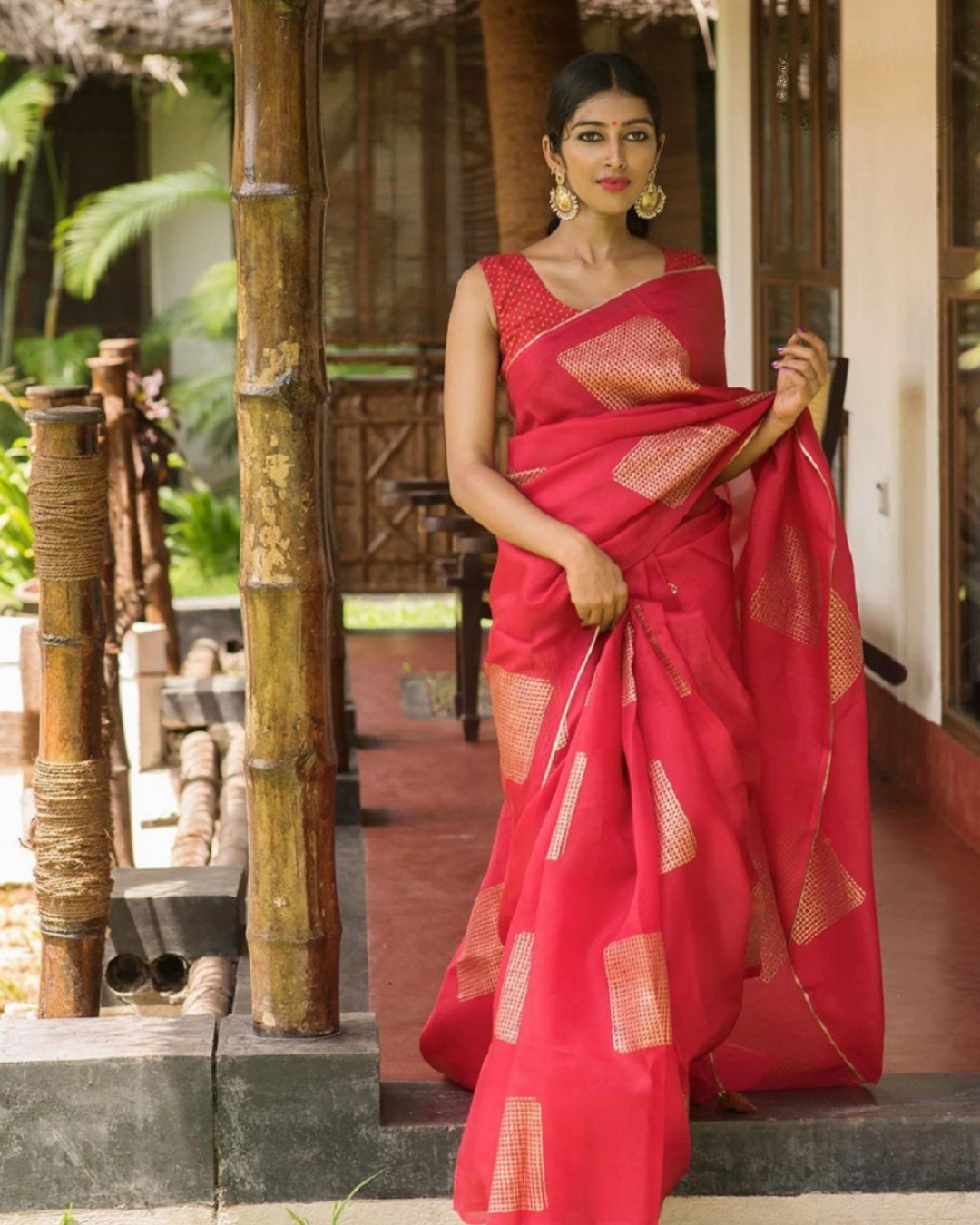 Red-Grill Box Stylish Trendy Saree With Attached Blouse 