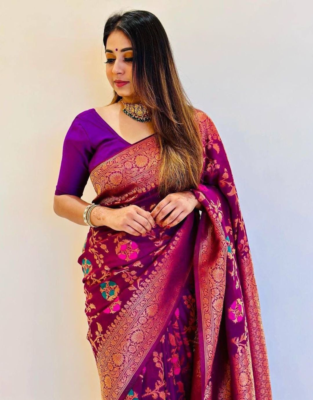 RUHINA PURPLE TRADITIONAL KANCHI SOFT SILK SARI WITH ATTACHED BLOUSE