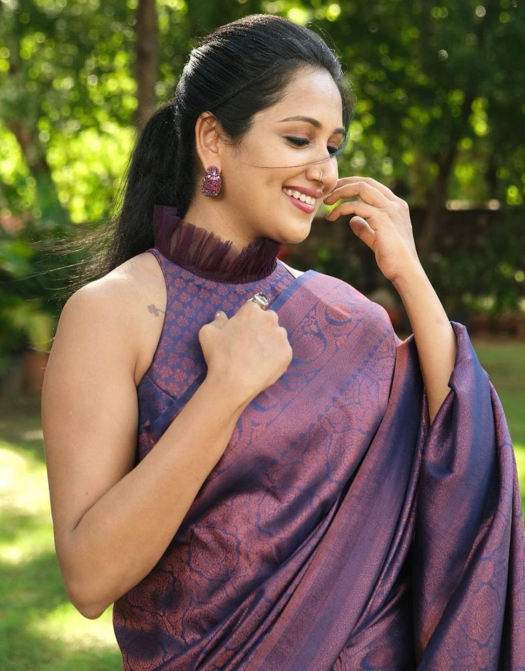 Tanya voilet Kanchipuram Silk Saree