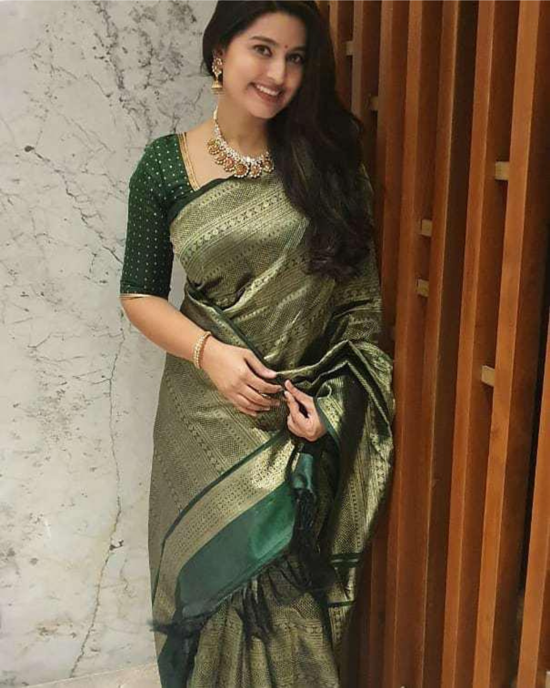 Elili Green Treditional Kanchi Soft Silk Saree 