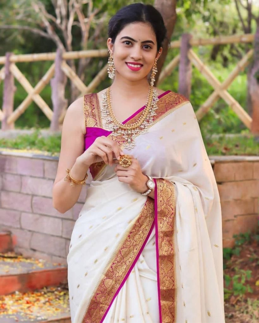 SURBHI WHITE PINK TRADITIONAL KANCHI SOFT SILK SARI WITH ATTACHED BLOUSE