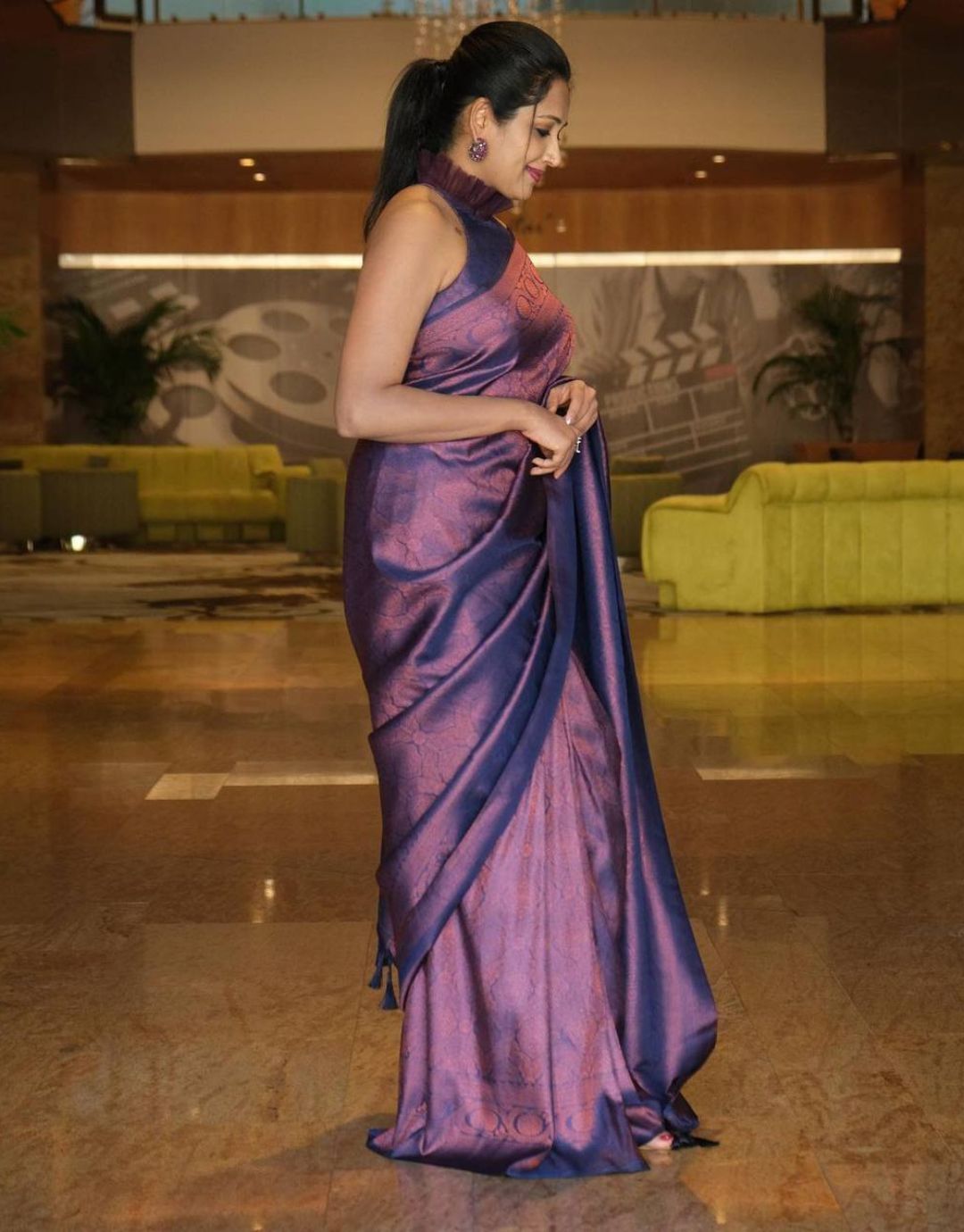 Tanya voilet Kanchipuram Silk Saree