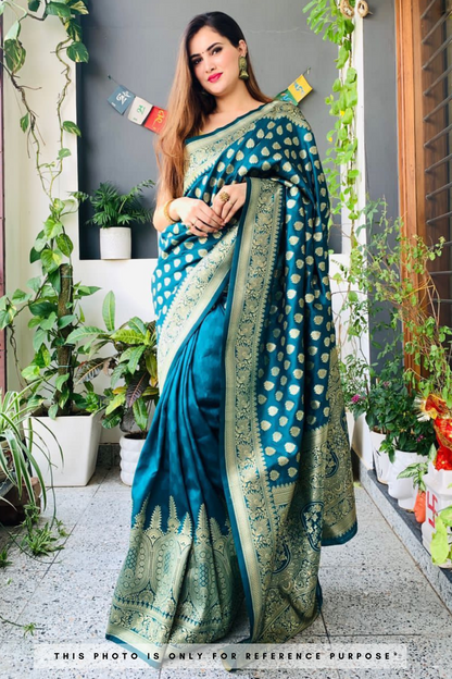 Peacock Blue Woven Kanchipuram Silk Saree