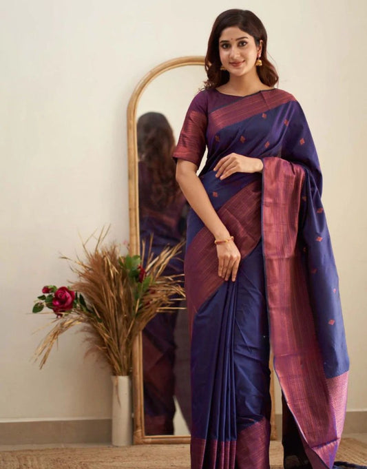 Sunita Navy Blue Kanchipuram Saree