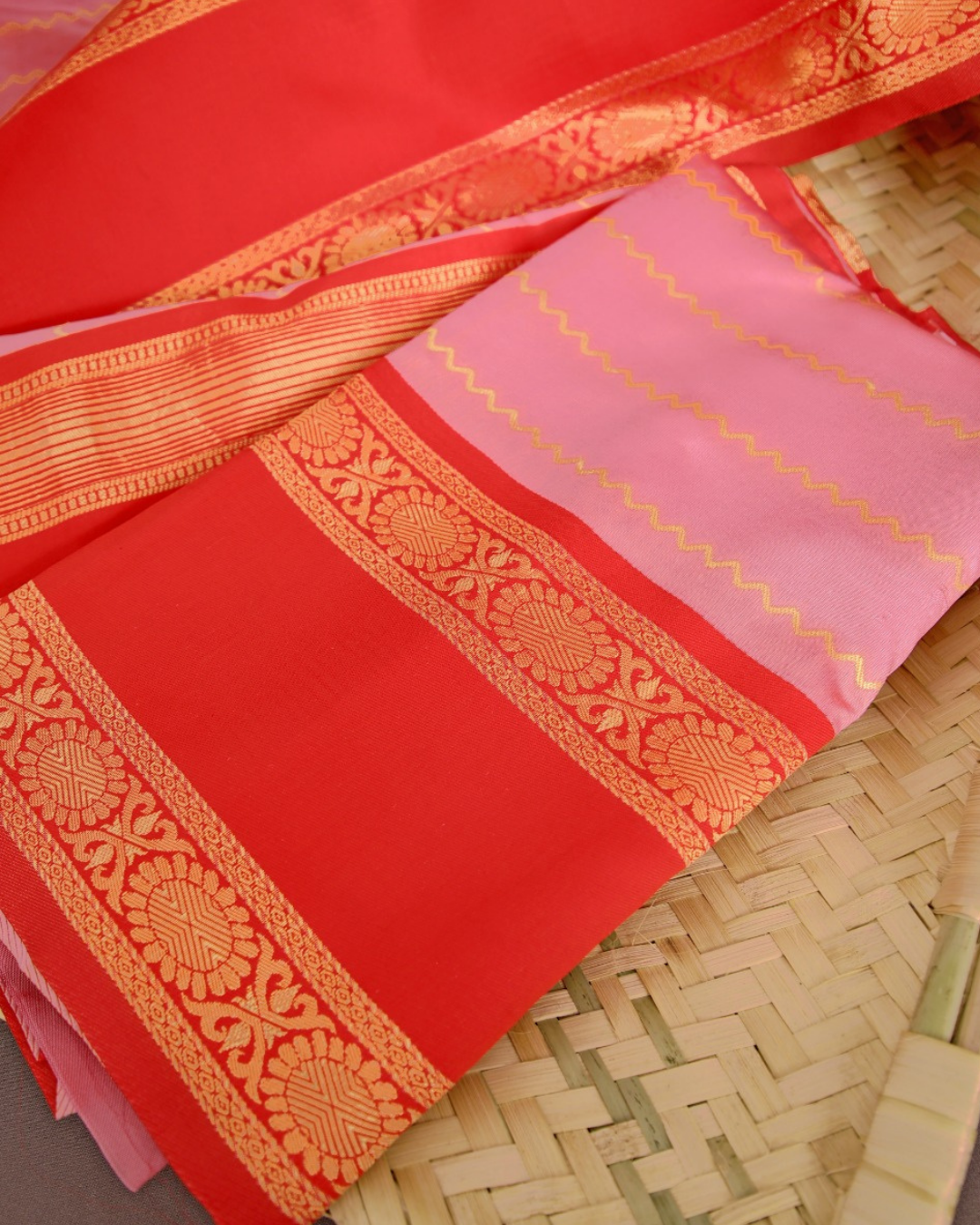 Leniar Pink Pure Soft Silk Saree