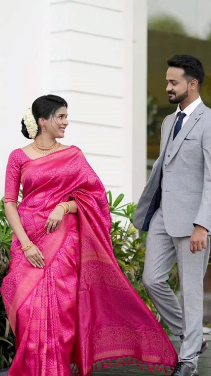 Yamini Dark Pink Traditional Silk Saree With Attached Blouse