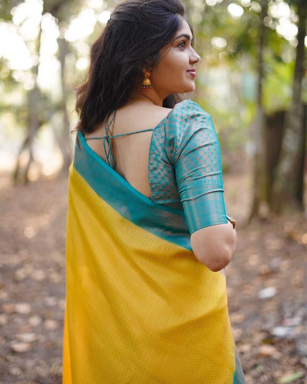 Kavya Yellow Traditional Silk Saree With Attached Blouse