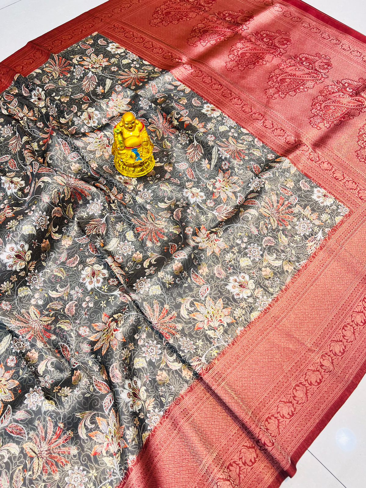 Tapsi Grey Soft Silk Saree With Attached Blouse Piece