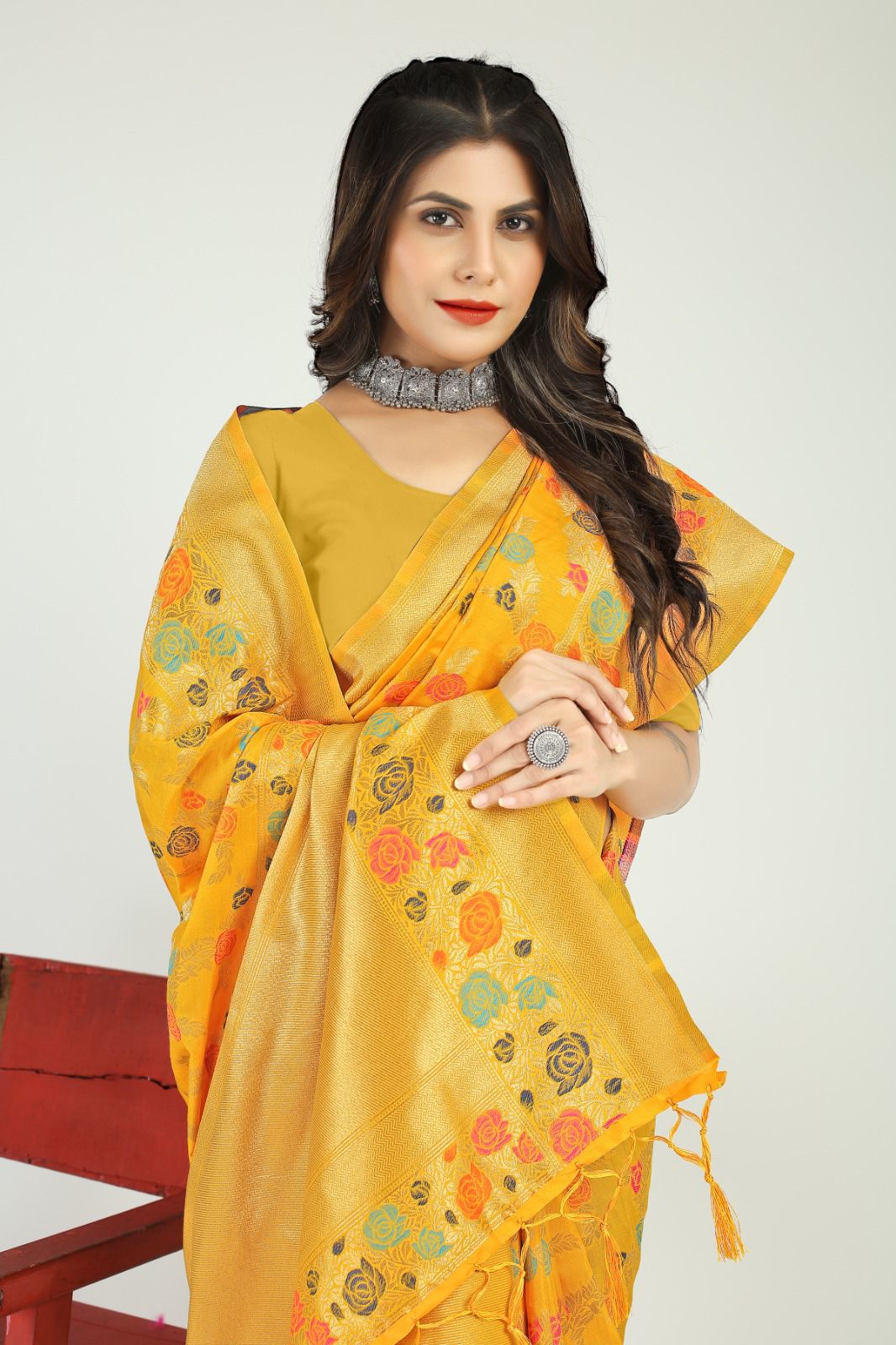 Jyoti Yellow Linen Cotton Silk Saree With Pleasing Blouse