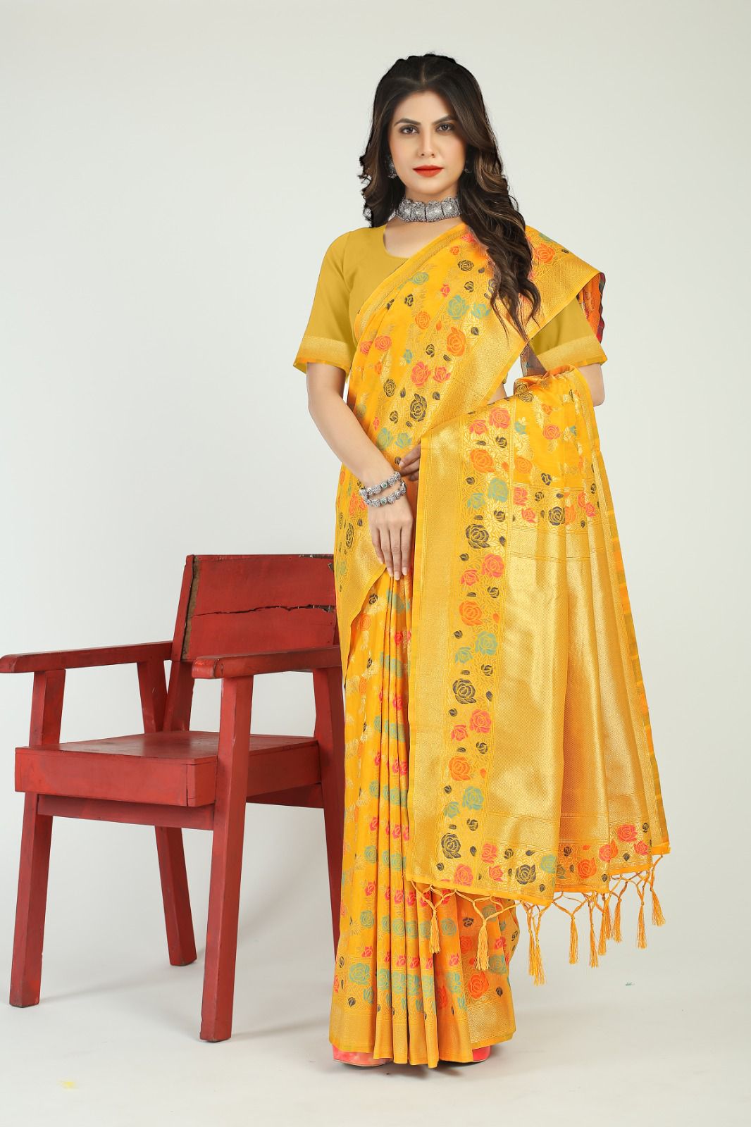 Jyoti Yellow Linen Cotton Silk Saree With Pleasing Blouse