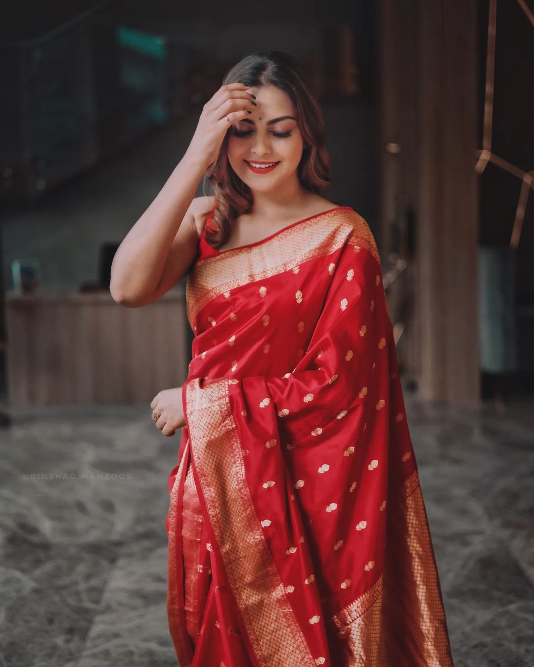  Alia Red Banarasi Soft Silk Saree With Magnetic Blouse Piece