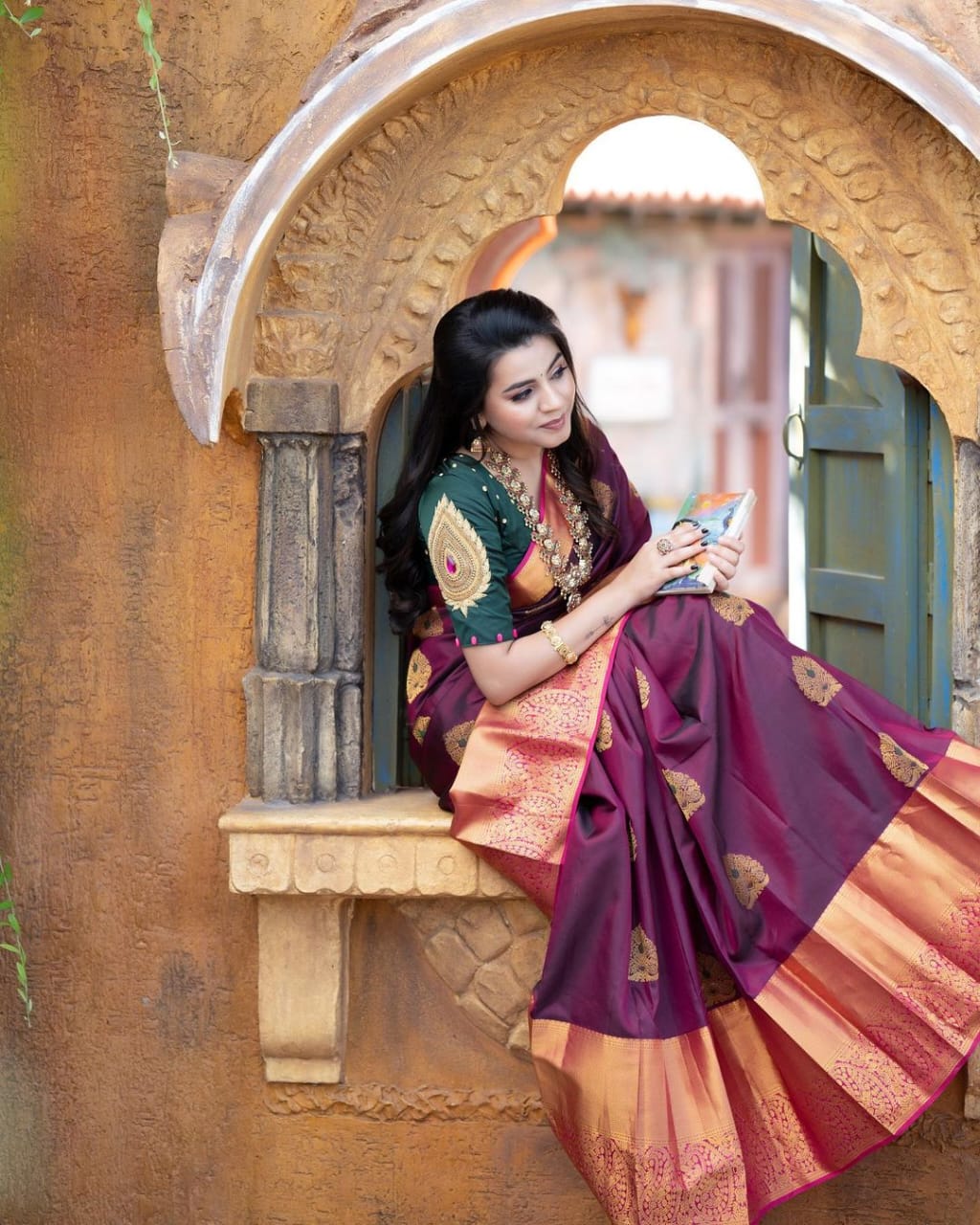 Pink And Navy Blue Combinations hot With Fantastic Silver Zari Jacquard Weaving Work Fabulous Kanjivaram Silk Saree With Pink Blouse Piece